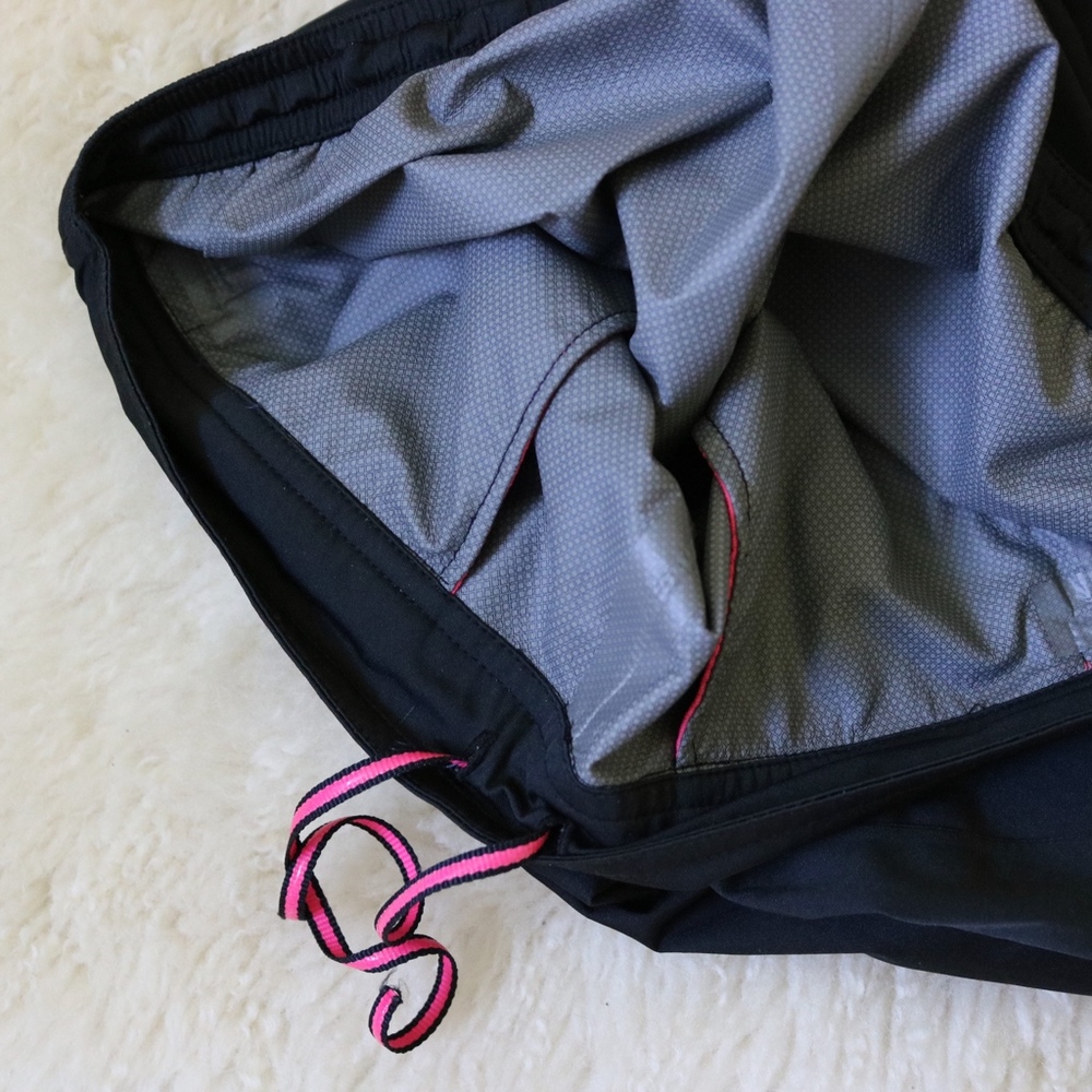 New Balance Workout Pants- waterproof - Picture 4 of 8